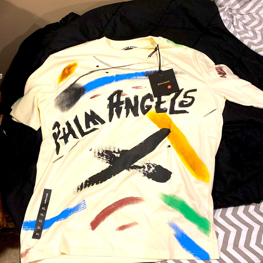 palm, angels cream colored extra extra large T-shirt with paint stripes